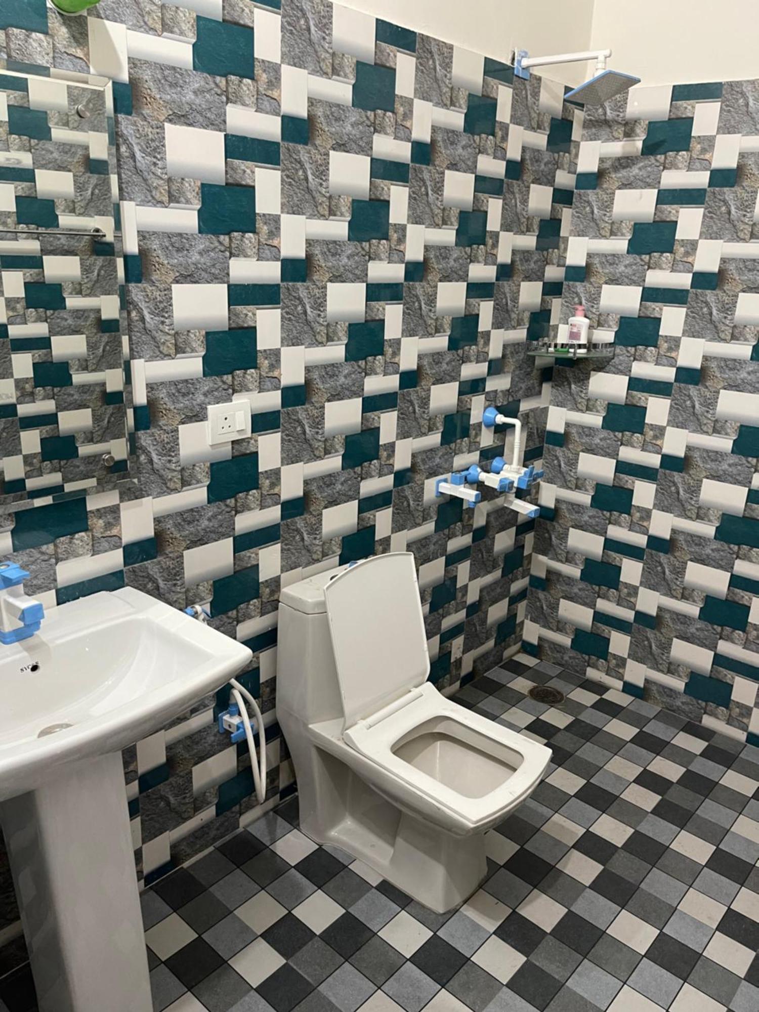大诺伊达 Shrinath Residency酒店 外观 照片